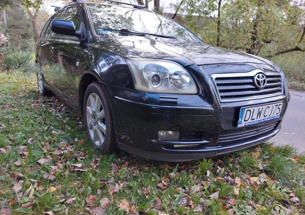 Toyota Avensis cena 7900 przebieg: 383000, rok produkcji 2006 z Czarnków małe 46